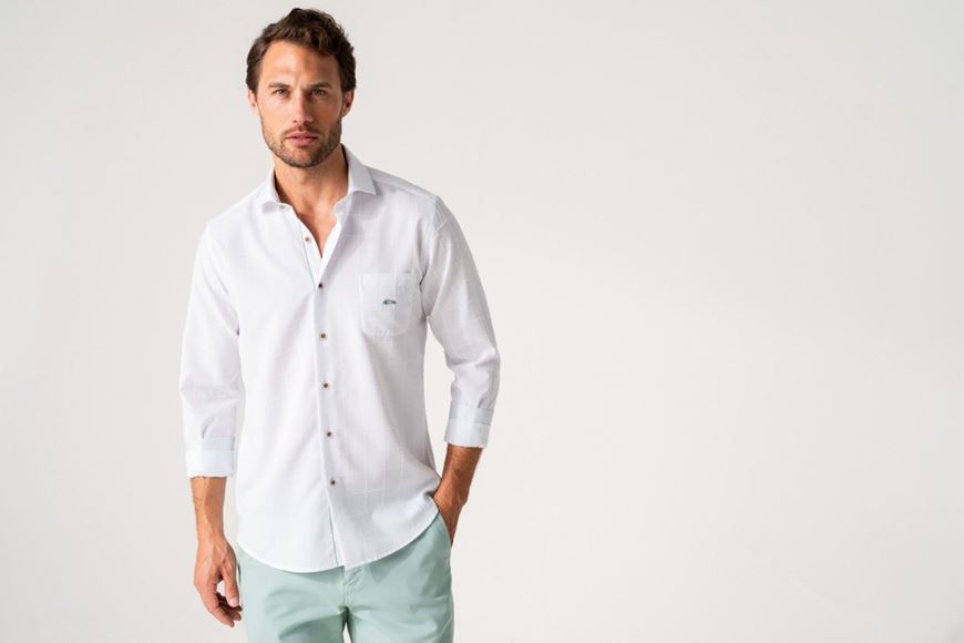Foto de Camisa Regular Fit blanca cuadro 