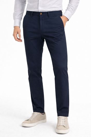 Foto de Pantalón chino Slim Fit color marino