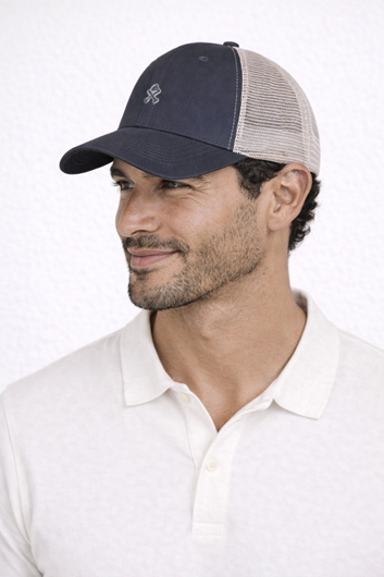 Picture of Gorra Trucker negro vintage