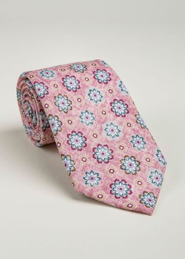 Picture of Corbata y pañuelo seda estampado floral fondo rosa