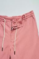 Foto de Pantalón corto rosa mezcla lino y algodón