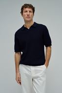 Foto de Polo manga corta cuello en V estructura zig-zag azul marino