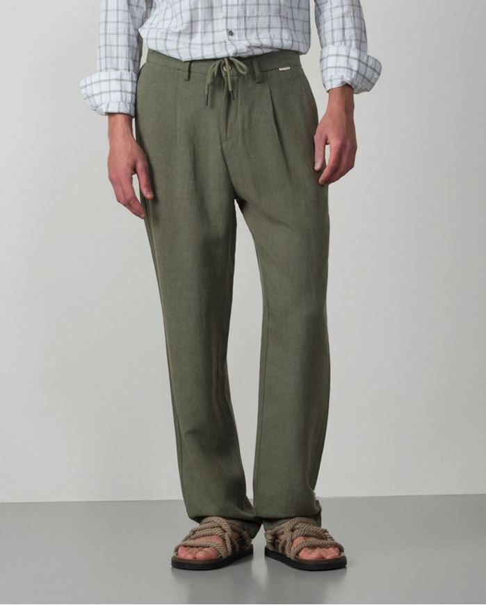 Foto de Pantalón de una pinza con cordón y goma en la cintura de lino-tencel color caqui