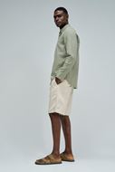 Foto de Camisa regular fit en mezcla de lino verde caqui