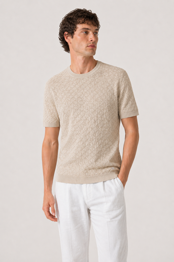 Picture of Camiseta de punto calado geometrico en color beige