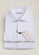 Foto de Camisa vestir blanca slim fit y tapeta con botones ocultos