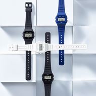 Foto de Reloj retro Casio digital resina blanco