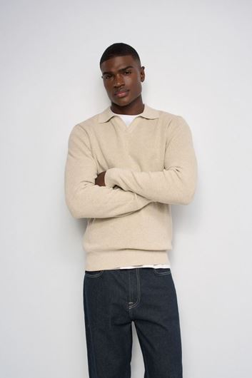 Foto de Jersey de punto cuello en V beige