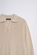 Foto de Jersey de punto cuello en V beige