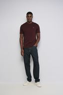 Foto de Camiseta con Textura Regular Fit cherry red