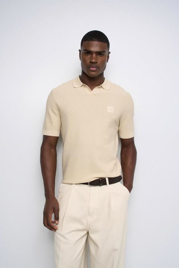 Foto de Polo manga corta en punto textura beige