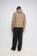Foto de Chaqueta puffer con bolsillos beige