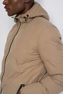 Foto de Chaqueta puffer con bolsillos beige