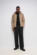 Foto de Chaqueta puffer con bolsillos beige