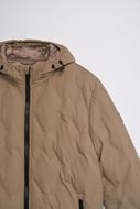 Foto de Chaqueta puffer con bolsillos beige