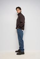 Foto de Jersey cuello zipper marrón