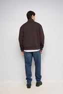 Foto de Jersey cuello zipper marrón