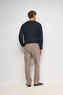 Foto de Pantalón chino tejido beige gris
